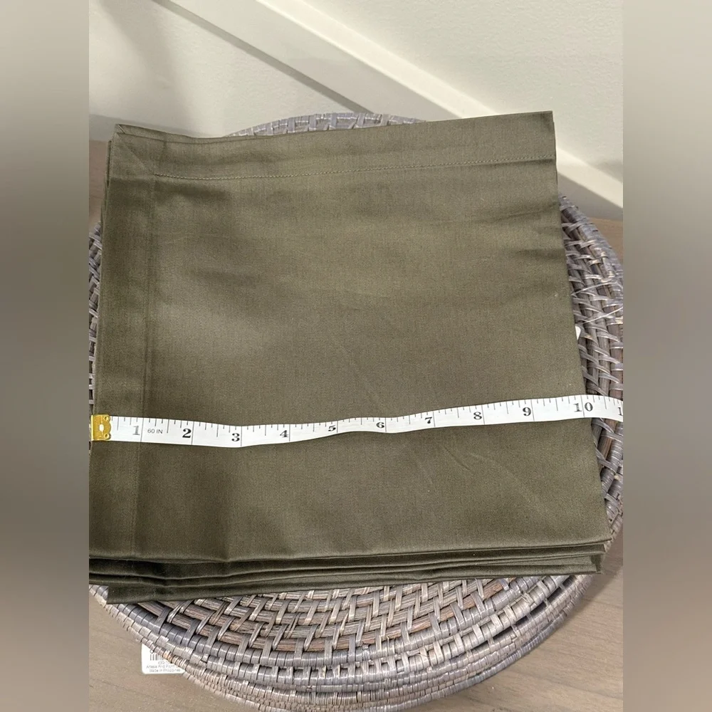 Crate & Barrel Table Linens